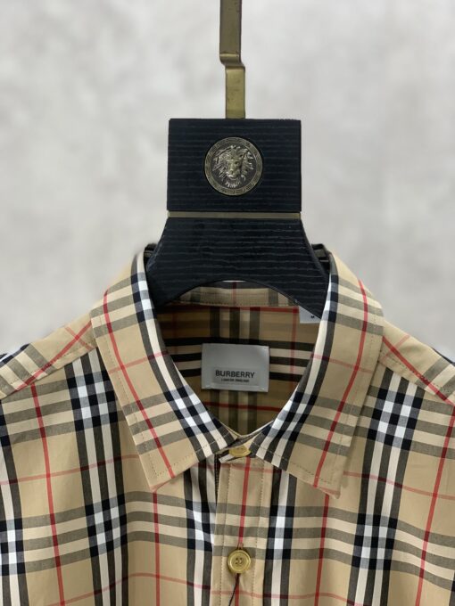 Replica Burberry 18626 Men Fashion Shirt 11