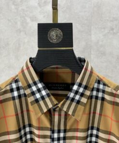 Replica Burberry 18621 Men Fashion Shirt 2