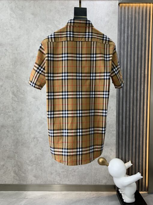Replica Burberry 18621 Men Fashion Shirt 9