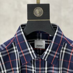 Replica Burberry 18616 Men Fashion Shirt 3