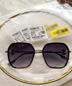 Replica Burberry AAA Quality Sunglasses 764628