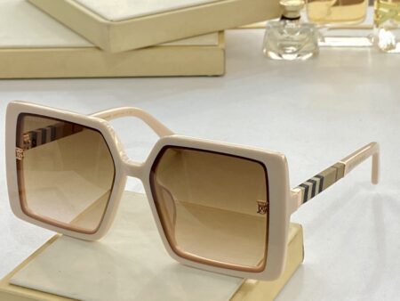 Replica Burberry 22548 Fashion Sunglasses Replica Burberry 22548 Fashion Sunglasses