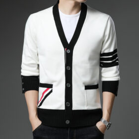 Replica Burberry 106026 Men Fashion Sweater 3