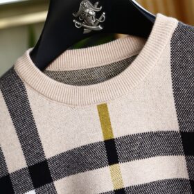 Replica Burberry 104703 Fashion Sweater 5