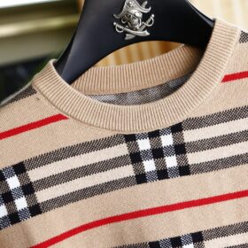 Replica Burberry 104698 Fashion Sweater 6