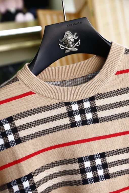 Replica Burberry 104698 Fashion Sweater 5