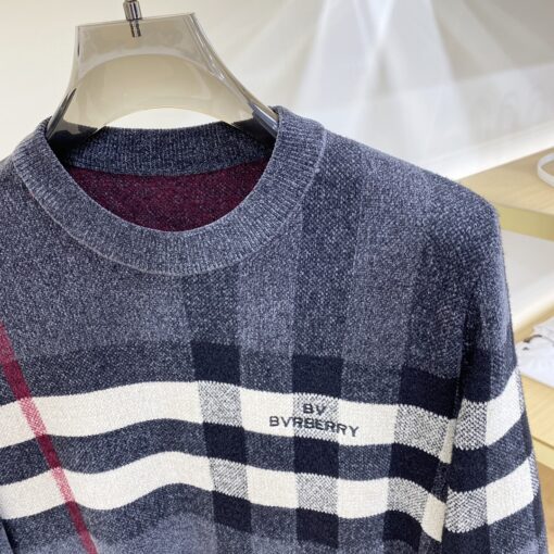Replica Burberry 104049 Men Fashion Sweater 4