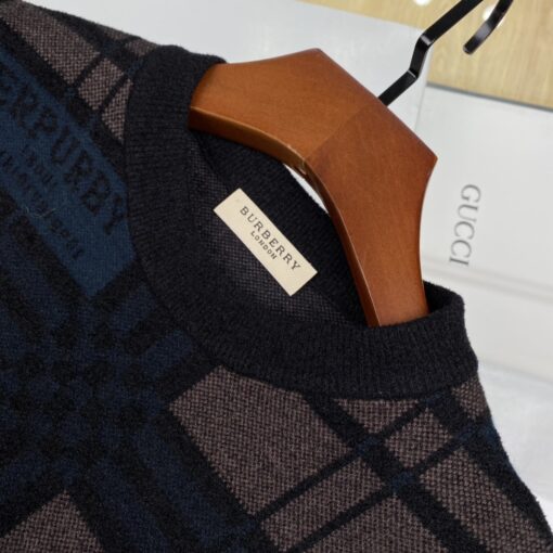 Replica Burberry 99430 Fashion Sweater 4