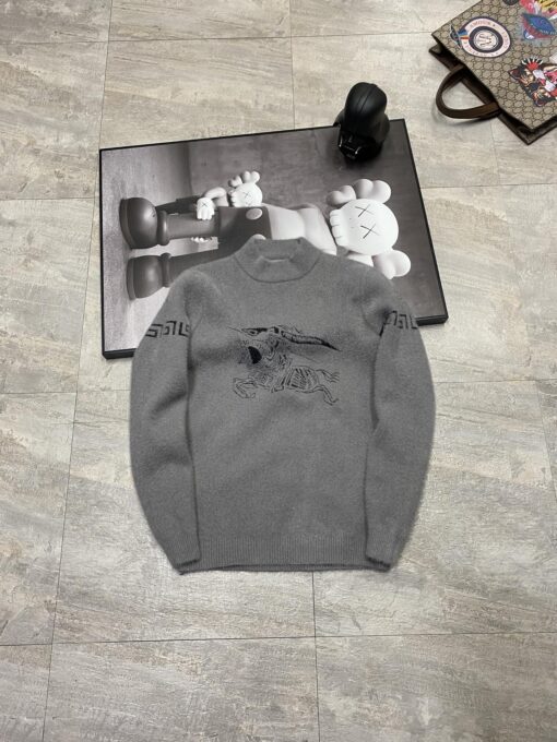 Replica Burberry 80014 Men Fashion Sweater 2