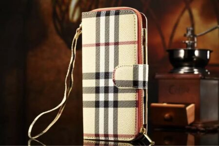 Replica Burberry iPhone 7 Case 527875 2 Replica Burberry iPhone 7 Case 527875 2