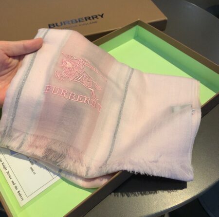 Replica Burberry 47565 Fashion Women Scarf 2 Replica Burberry 47565 Fashion Women Scarf 2