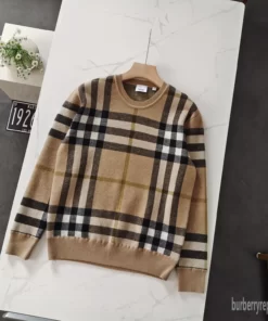 Replica Burberry 6828 Fashion Unisex Sweater 2