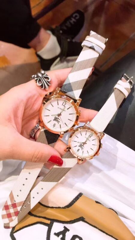 Replica Burberry Couple Watches For Women 593974