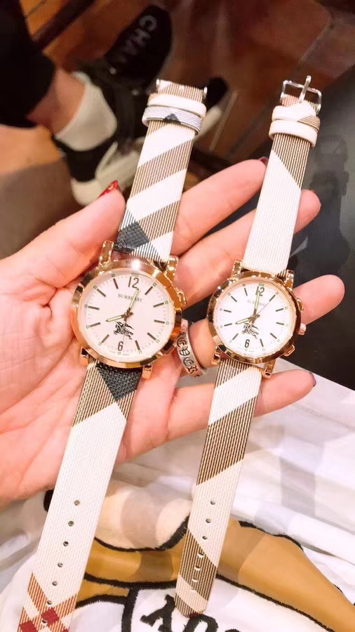 Replica Burberry Couple Watches For Women 593974 12