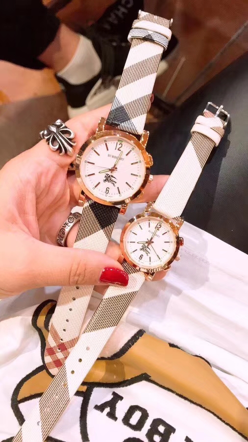 Replica Burberry Couple Watches For Women 593974 6