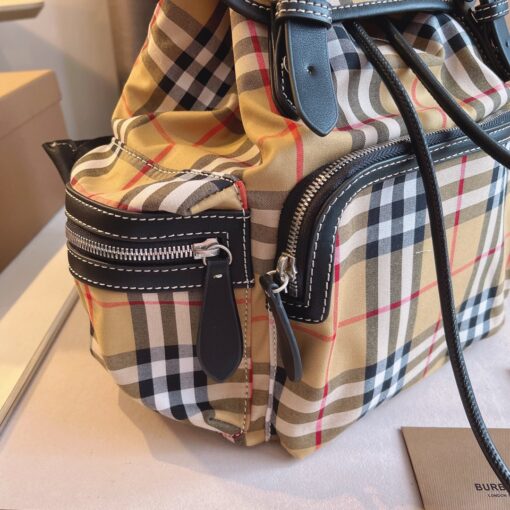 Replica Burberry 112833 Fashion Backpack 4