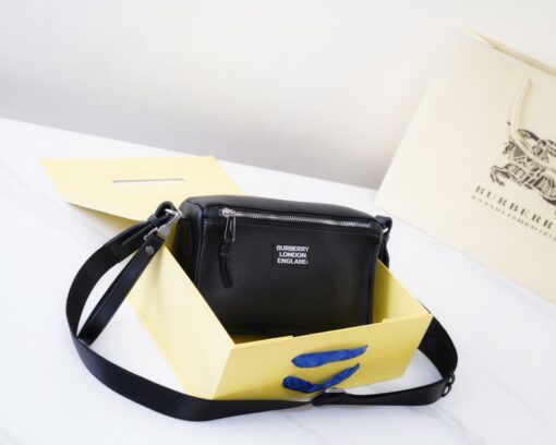 Replica Burberry 109067 Fashion Bag 2