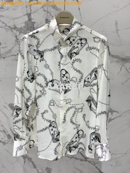 Replica Burberry 2024 New Collection Chic Chain Silk Shirt in Monochrome Print