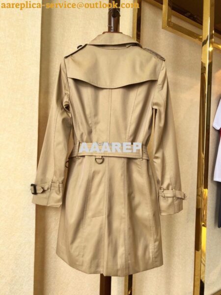 Replica Burberry Women's Sandringham Series Mid-Length Trench Coat beige