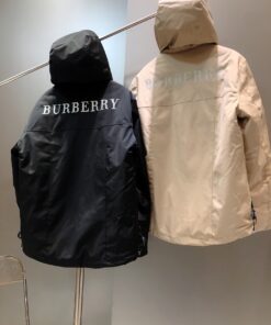 Replica Burberry 81974 Men Fashion Down Coats 2