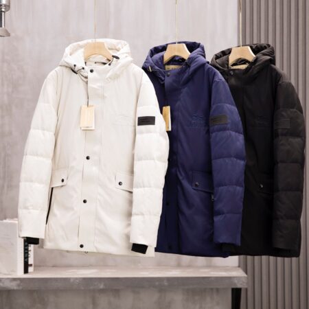 Replica Burberry 28616 Men Fashion Down Coats 2