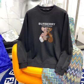 Replica Burberry 95573 Men Fashion Hoodies 3