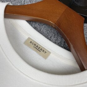 Replica Burberry 95083 Men Fashion Hoodies 5