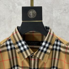 Replica Burberry 18621 Men Fashion Shirt 3