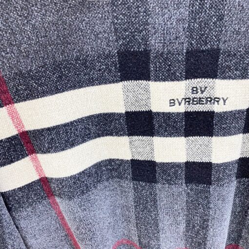 Replica Burberry 104049 Men Fashion Sweater 13