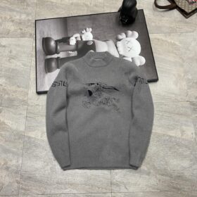 Replica Burberry 80014 Men Fashion Sweater 3