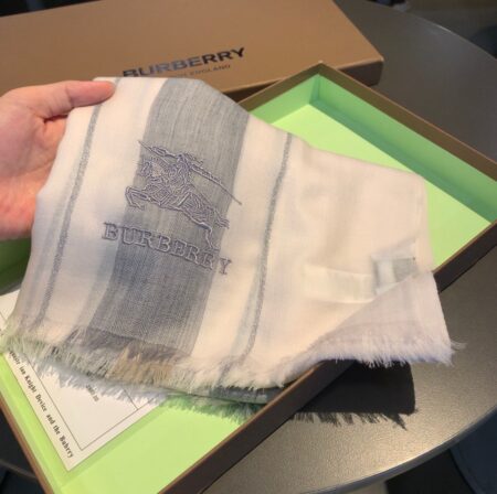 Replica Burberry 47567 Fashion Women Scarf 2