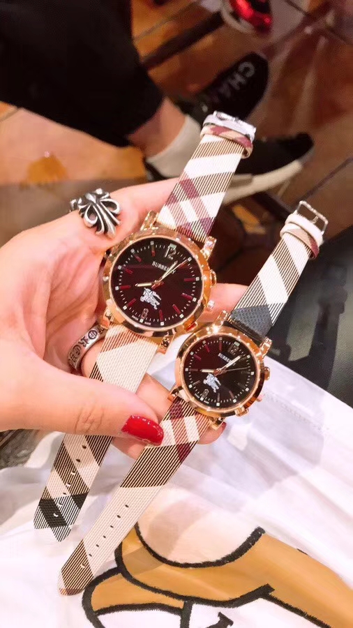 Replica Burberry Couple Watches For Women 593970 10