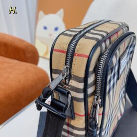 Replica Burberry 232 Unisex Fashion Bag 8